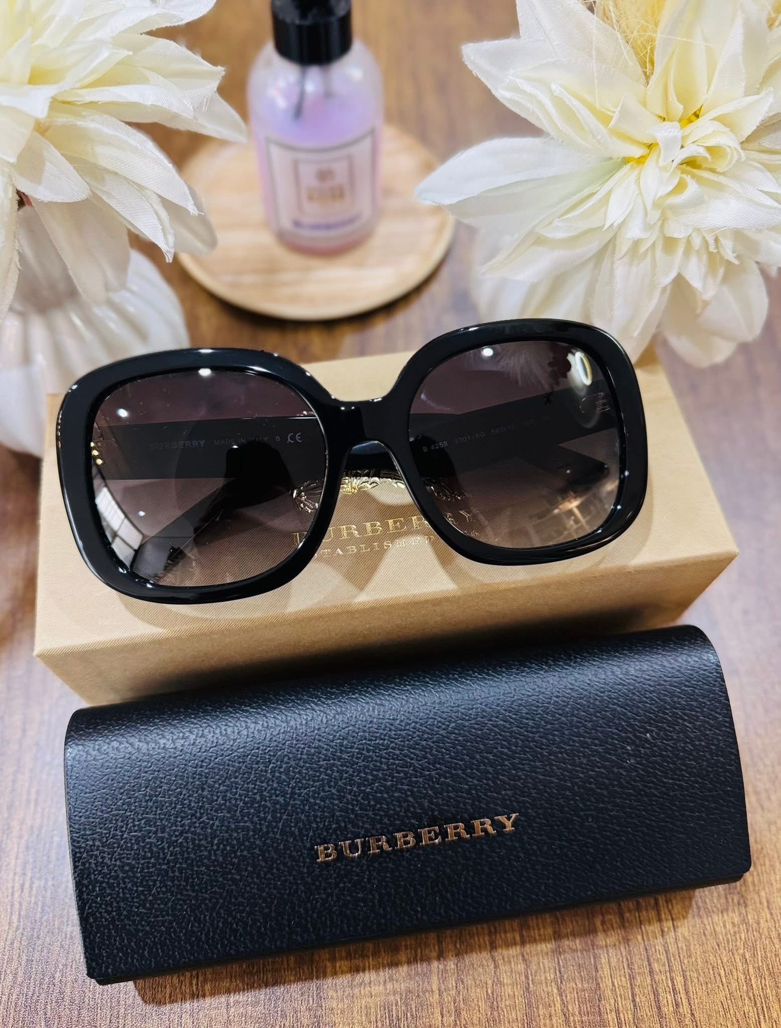 MAY Kaya Burberry black oversized square sunglasses with black case